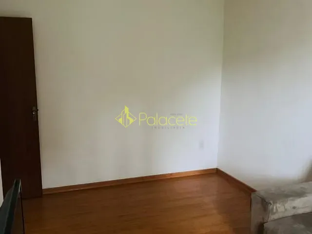 Apartamento com 57m² 2 quartos e 1 banheiro, à venda, no bairro Parque São Luís em Taubaté