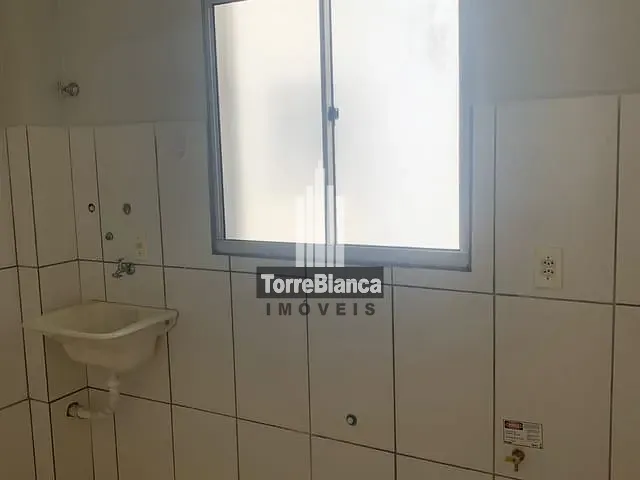 Apartamento com 48m² 2 quartos e 1 banheiro, à venda, no bairro Uvaranas em Ponta Grossa