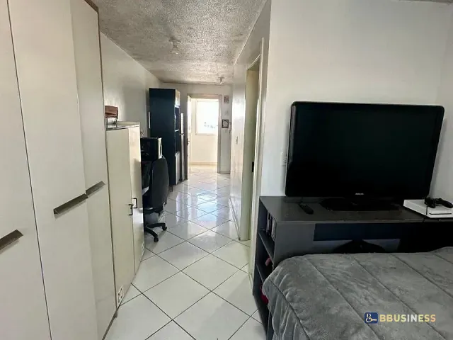 Apartamento 1 quarto e 1 banheiro, à venda, no bairro Presidente Vargas em Caxias do Sul
