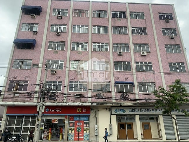 Apartamento à venda com 3 quartos, 81m² - Foto 2