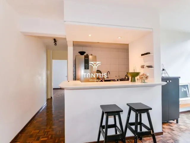 Apartamento 2 quartos e 2 banheiros, à venda, no bairro Batel em Curitiba
