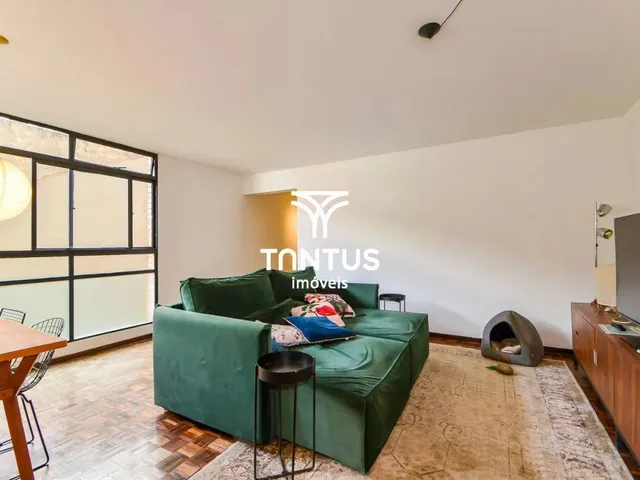 Apartamento 2 quartos e 2 banheiros, à venda, no bairro Batel em Curitiba