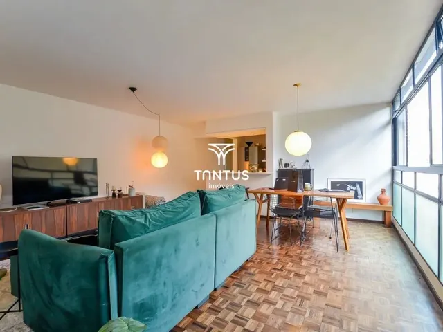 Apartamento 2 quartos e 2 banheiros, à venda, no bairro Batel em Curitiba