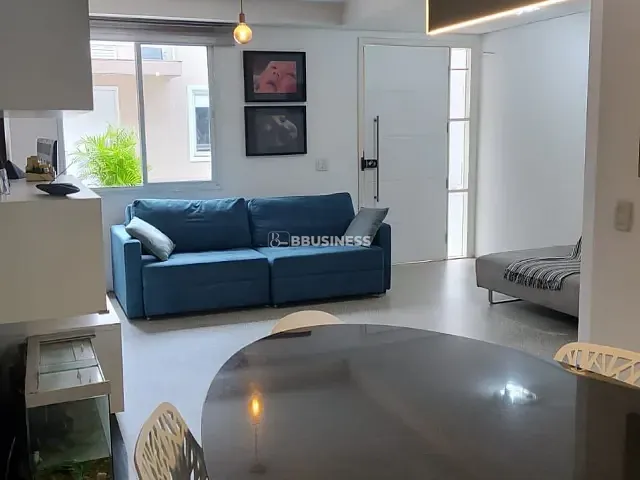 Casa com 158m² 4 quartos e 5 banheiros, à venda, no bairro Jardim Taboão em São Paulo