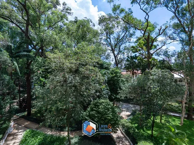 Apartamento com 240m² 4 quartos e 5 banheiros, à venda, no bairro Santo Amaro em São Paulo