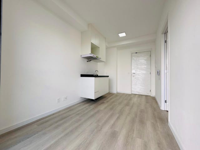 Apartamento com 28m² 1 quarto e 1 banheiro, para alugar, no bairro Vila Independência em São Paulo