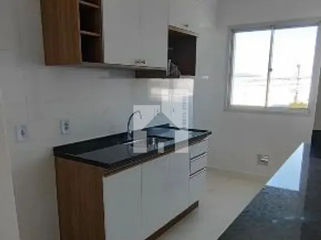 Apartamento 2 quartos e 1 banheiro, à venda, no bairro Loteamento Parque Industrial em Jundiaí