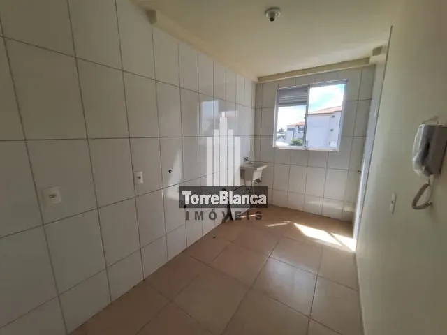 Apartamento com 60m² 2 quartos e 1 banheiro, para alugar, no bairro Uvaranas em Ponta Grossa