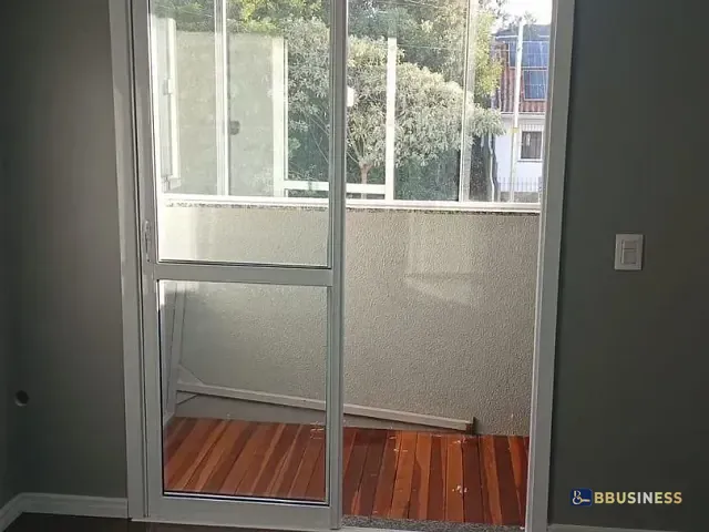 Apartamento 2 quartos e 1 banheiro, à venda, no bairro São Luiz em Caxias do Sul