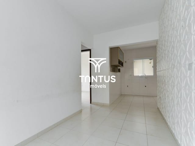 Apartamento 2 quartos e 1 banheiro, à venda, no bairro Roça Grande em Colombo