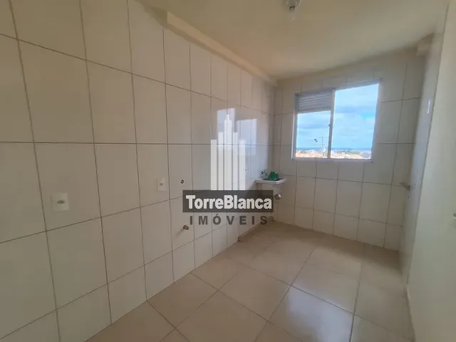Apartamento com 60m² 2 quartos e 1 banheiro, para alugar, no bairro Uvaranas em Ponta Grossa