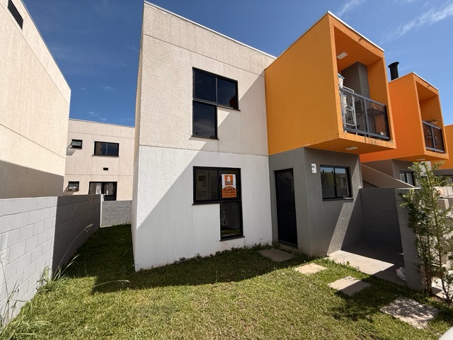 Locação - Apartamento com 2 quartos, 1 vaga, Sacada com churrasqueira, Condomínio Inova, Uvaranas.