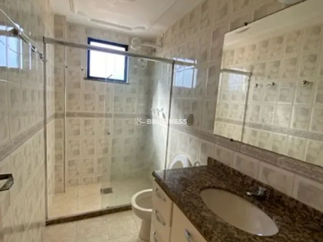Apartamento 3 quartos e 3 banheiros, para alugar, no bairro Centro em Campos dos Goytacazes