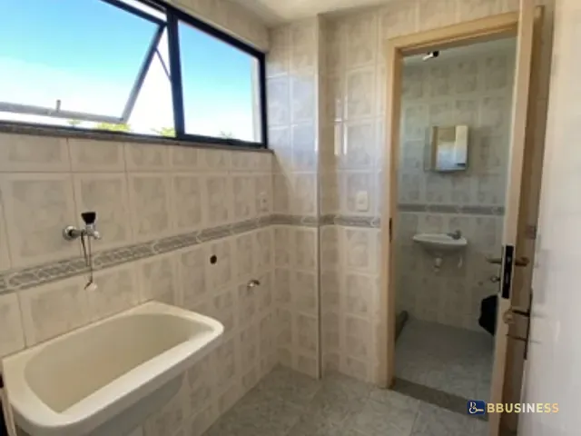 Apartamento 3 quartos e 3 banheiros, à venda ou para alugar, no bairro Centro em Campos dos Goytacazes