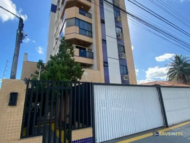 Apartamento 3 quartos e 3 banheiros, à venda ou para alugar, no bairro Centro em Campos dos Goytacazes