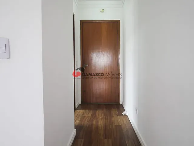 Apartamento 2 quartos e 2 banheiros, para alugar, no bairro Vila Valparaíso em Santo André