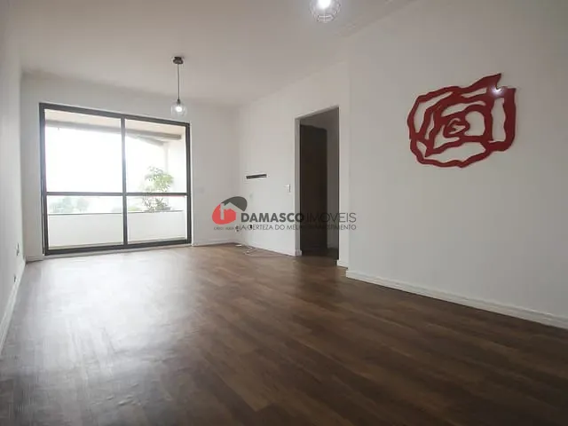 Apartamento 2 quartos e 2 banheiros, para alugar, no bairro Vila Valparaíso em Santo André