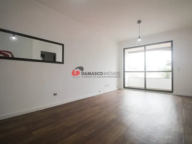 Apartamento 2 quartos e 2 banheiros, para alugar, no bairro Vila Valparaíso em Santo André