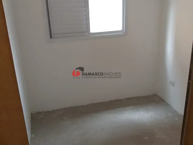 Apartamento 1 quarto e 1 banheiro, à venda, no bairro Parque Erasmo Assunção em Santo André