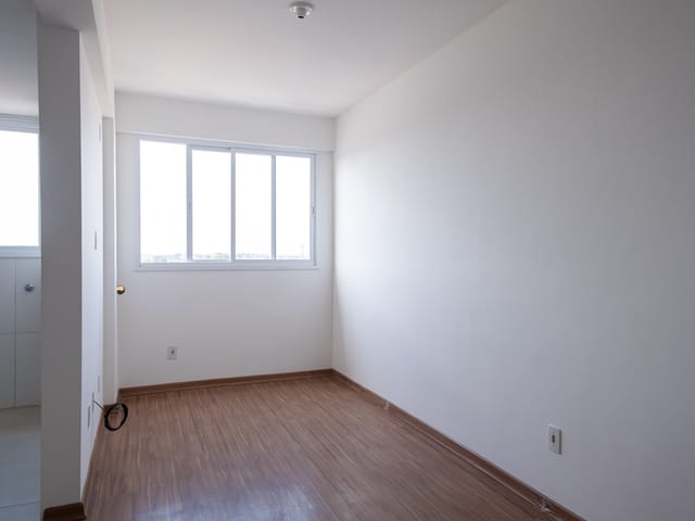 Apartamento com 52m² 1 quarto e 1 banheiro, à venda ou para alugar, no bairro Centro em Pelotas