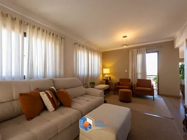 Apartamento com 316m² 3 quartos e 4 banheiros, à venda, no bairro Centro em Jaboticabal