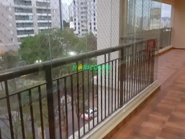 Apartamento com 195m² 3 quartos e 4 banheiros, à venda, no bairro Jardim Aquarius em São José dos Campos