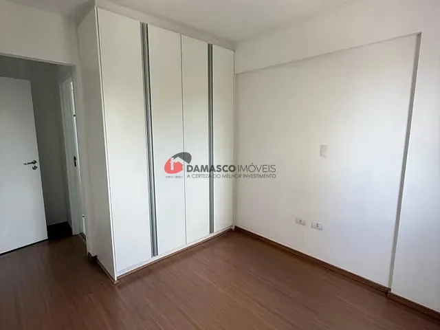 Apartamento 2 quartos e 1 banheiro, à venda, no bairro Campestre em Santo André