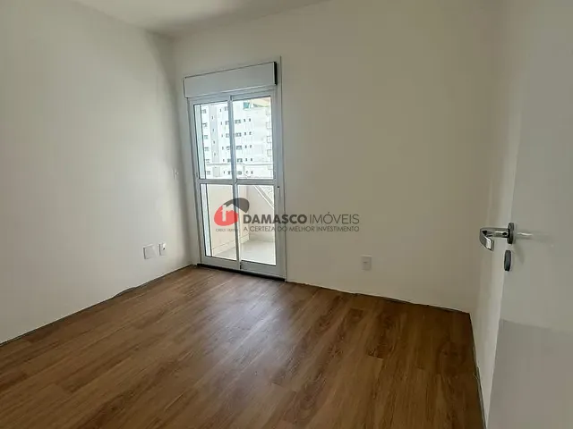 Apartamento com 58m² 2 quartos e 1 banheiro, para alugar, no bairro Jardim Bela Vista em Santo André