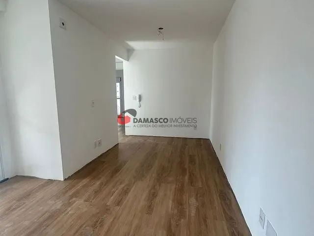 Apartamento com 58m² 2 quartos e 1 banheiro, para alugar, no bairro Jardim Bela Vista em Santo André