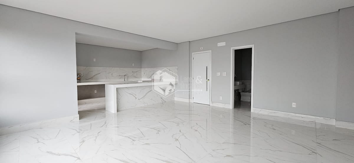 Apartamento à venda com 3 quartos, 127m² - Foto 8