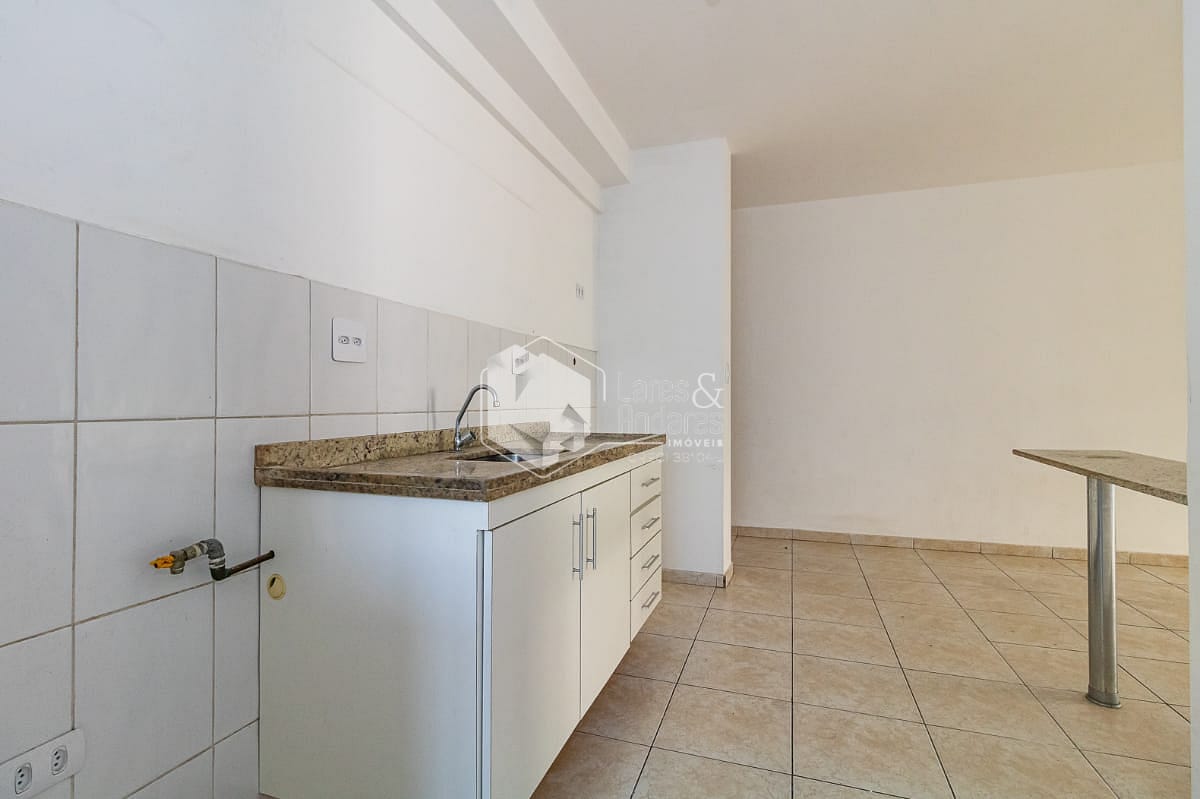 Apartamento à venda com 2 quartos, 60m² - Foto 13