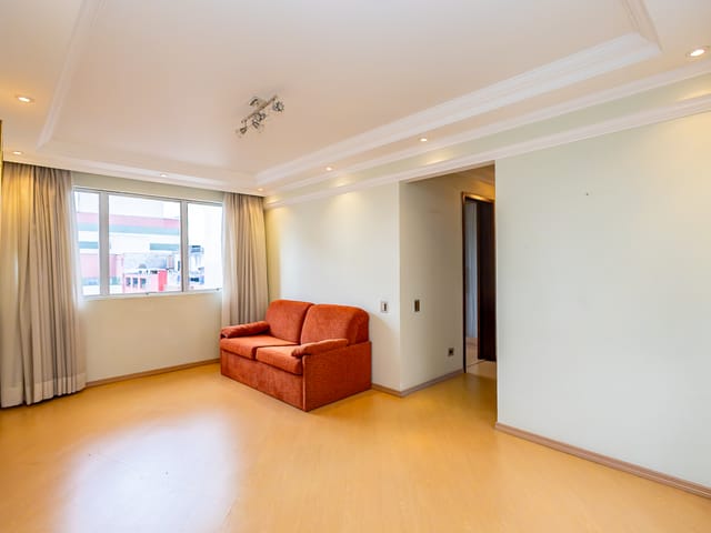 Apartamento 2 quartos e 1 banheiro, à venda, no bairro Centro em Curitiba