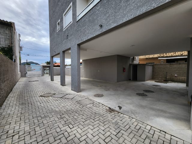 Foto do Apartamento - Apartamento tipo para venda em Ingleses do Rio Vermelho com 2 quartos, sendo 1 suíte, 61m² | Lares e Andares Imóveis