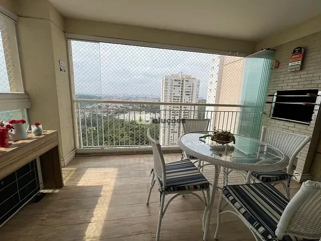 Apartamento 3 quartos e 2 banheiros, à venda, no bairro Jardim Boa Vista (Zona Oeste) em São Paulo