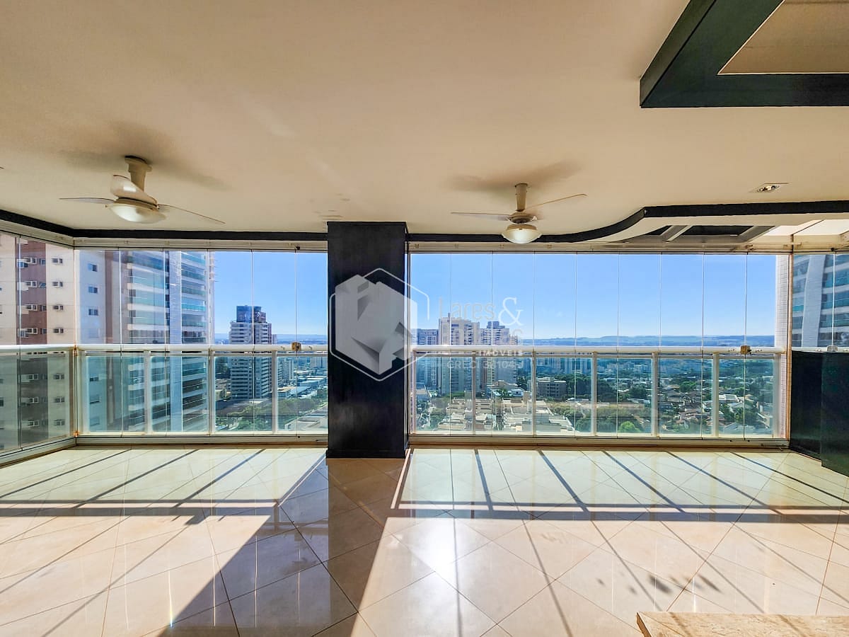 Apartamento à venda com 3 quartos, 240m² - Foto 5