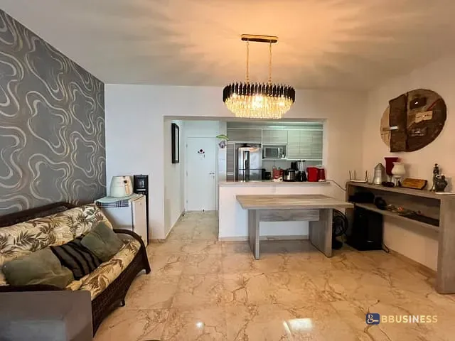 Apartamento com 110m² 3 quartos e 3 banheiros, para alugar, no bairro Centro em Bertioga