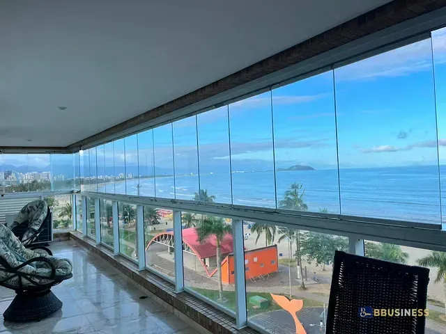 Apartamento com 110m² 3 quartos e 3 banheiros, à venda ou para alugar, no bairro Centro em Bertioga