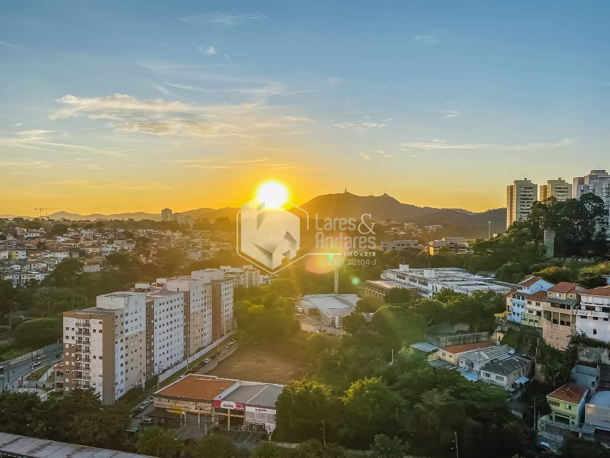 Apartamento à venda com 2 quartos, 35m² - Foto 2