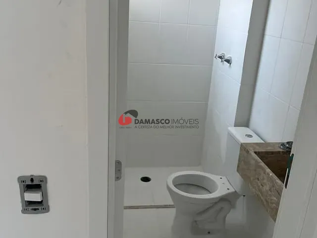 Apartamento 2 quartos e 2 banheiros, à venda, no bairro Campestre em Santo André