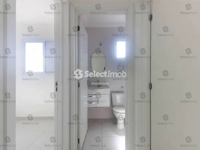 Apartamento com 50m² 2 quartos e 1 banheiro, à venda, no bairro Vila Assis Brasil em Mauá