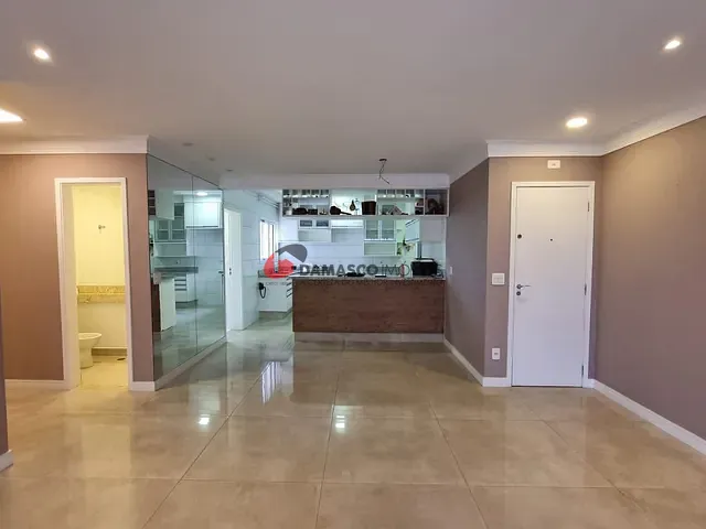 Apartamento 2 quartos e 2 banheiros, para alugar, no bairro Vila Valparaíso em Santo André