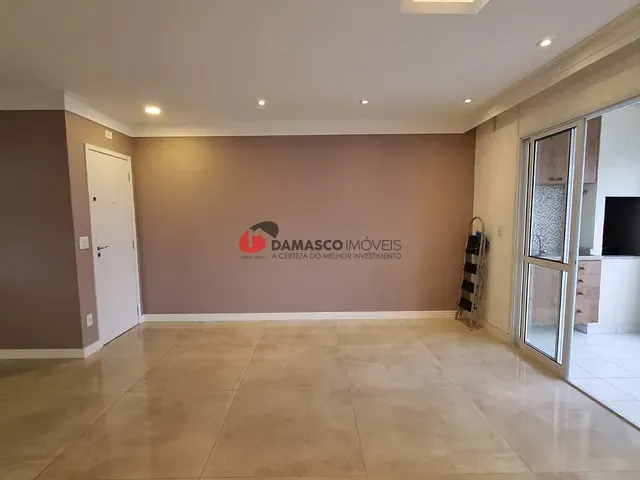 Apartamento 2 quartos e 2 banheiros, para alugar, no bairro Vila Valparaíso em Santo André