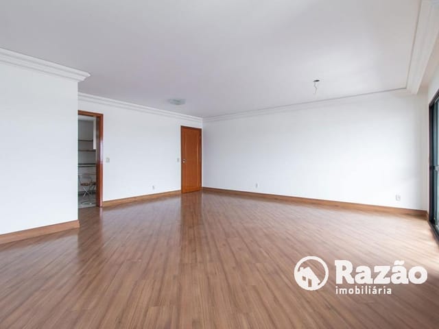 Apartamento 4 quartos e 3 banheiros, para alugar, no bairro Batel em Curitiba