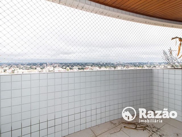 Apartamento 4 quartos e 3 banheiros, para alugar, no bairro Batel em Curitiba