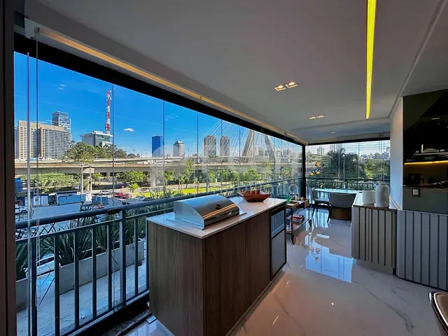Apartamento 1 quarto e 2 banheiros, à venda, no bairro Brooklin em São Paulo