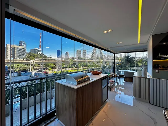 Apartamento 1 quarto e 2 banheiros, à venda, no bairro Brooklin em São Paulo