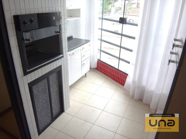Apartamento 2 quartos e 2 banheiros, para alugar, no bairro ALTO DA XV em Curitiba
