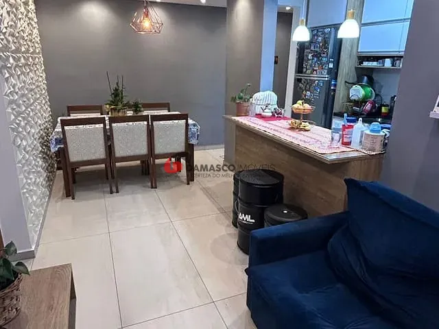 Apartamento com 50m² 2 quartos e 1 banheiro, à venda, no bairro Utinga em Santo André
