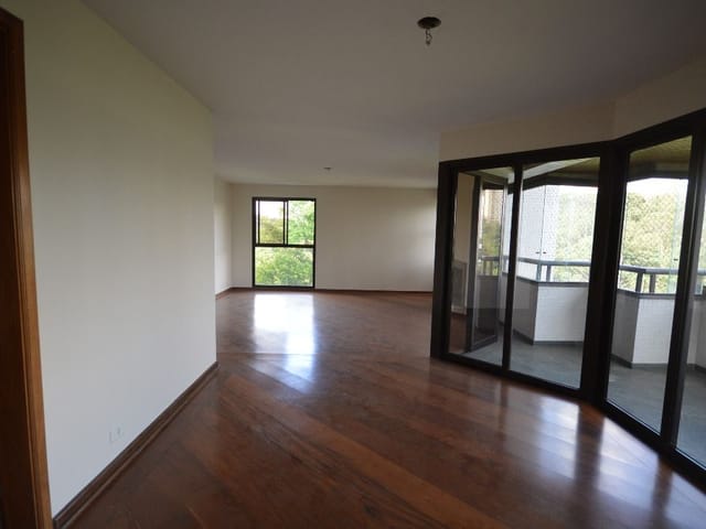 Apartamento 4 quartos e 5 banheiros, à venda, no bairro Vila Andrade em São Paulo