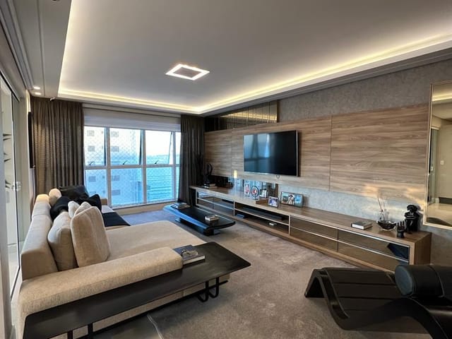 Apartamento 3 quartos e 4 banheiros, à venda, no bairro Meia Praia em Itapema